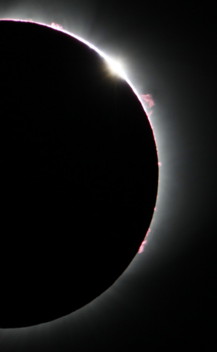 Imatge destacada d'un eclipsi total solar