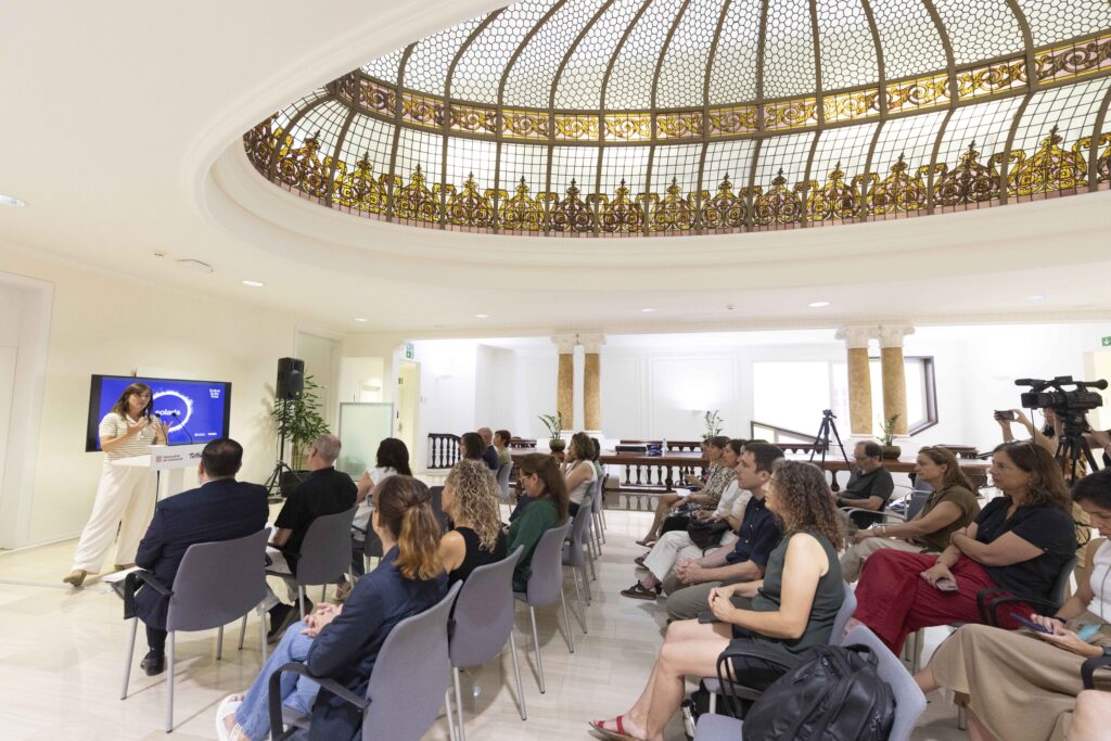 El Govern presenta una iniciativa de ciència col·laborativa amb participació ciutadana per estudiar la reacció humana durant l'eclipsi